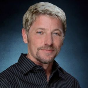 Meet your Posher, Phillip